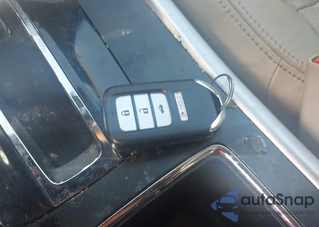 1HGCR2F80DA035439: 37912944