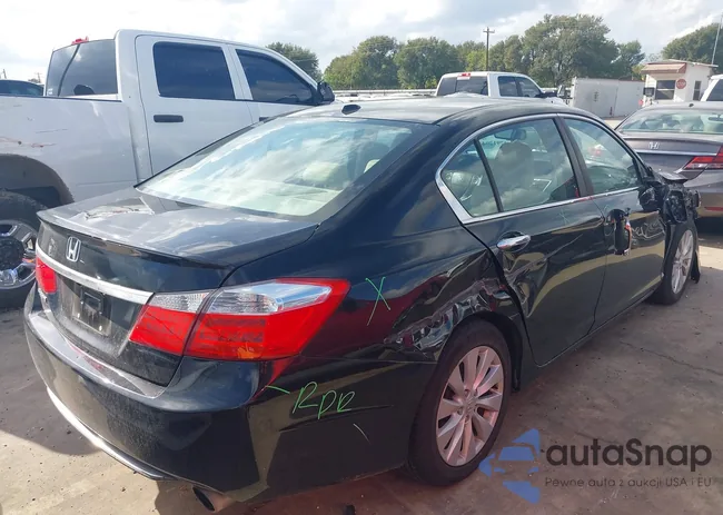 1HGCR2F80DA035439: 37912944