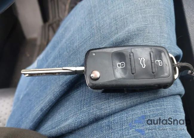 3VWD17AJ8EM314253: 38919270