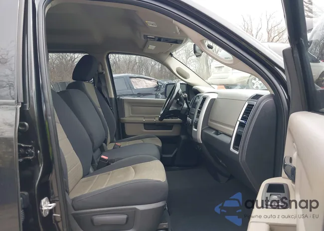 1D7RV1GT2BS548769: 38925702