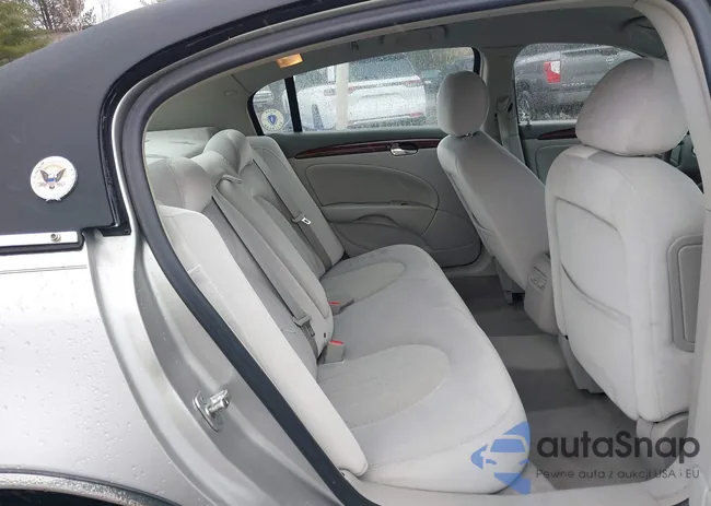 1G4HP57217U129205: 38927707