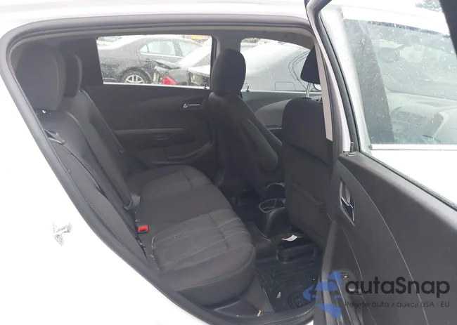 1G1JC6SH7E4115740: 38932936