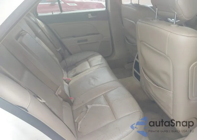 1G6DW67V980106532: 38936446