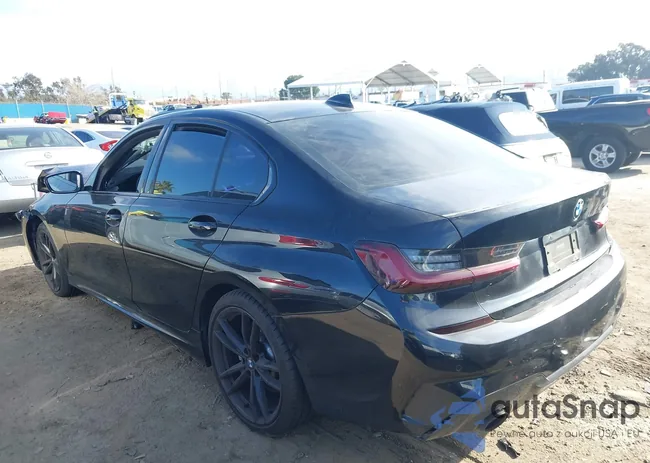 3MW5R1J09M8B95086: 38941379