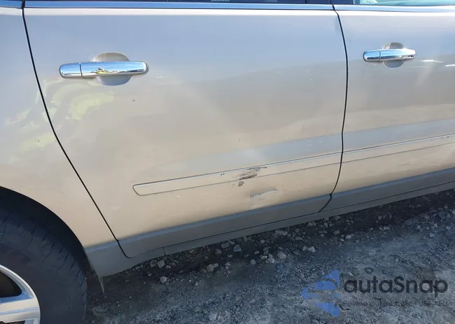 1GNLRFED8AJ229238: 38942418