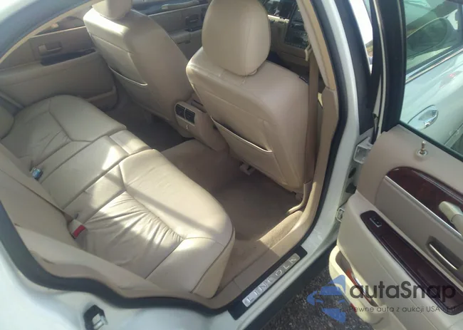 1LNHM83V56Y621334: 38943486