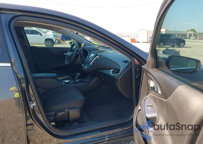 1G1ZD5ST8JF239545: 38944251