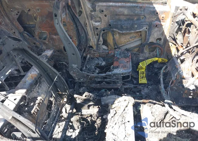 1FMCU0F7XJUB05723: 38946581