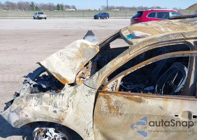 2GNALBEK9F1122782: 38950372