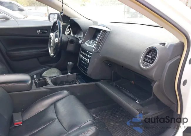 1N4AA5AP4BC833365: 38952709