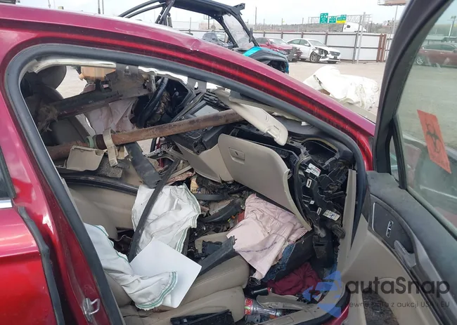 3FA6P0T91HR180932: 38956519