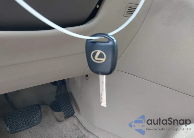 2T2GK31U68C042066: 38961509