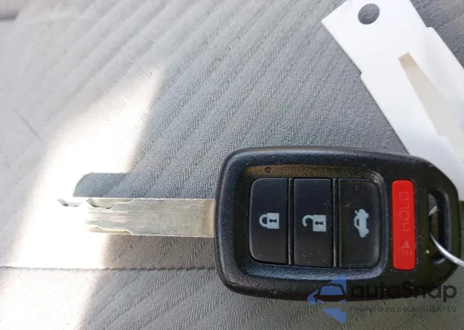 1HGCR2F39FA116284: 38962437