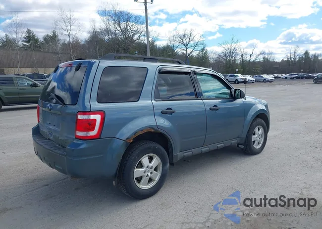 1FMCU9D72CKB37717: 38964247