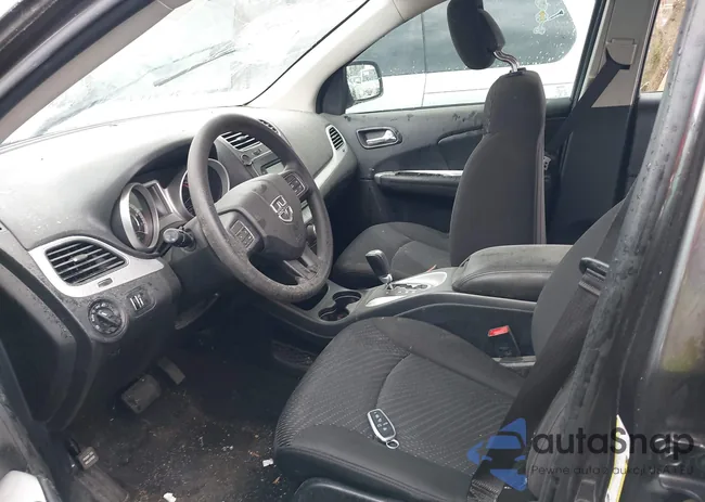 3C4PDCABXJT183528: 38964343