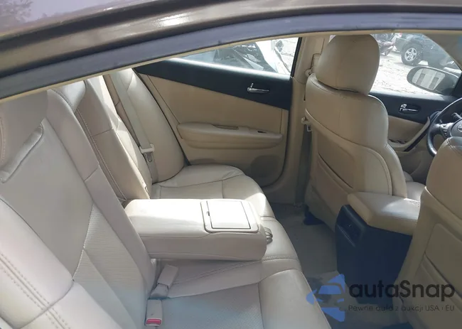 1N4AA5AP2EC472688: 38968256