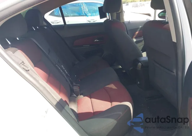 1G1PC5SB4E7172542: 38972172