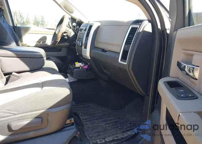 1D7RV1CT4AS236909: 38972361