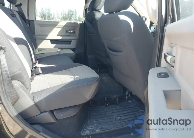 1D7RV1CT4AS236909: 38972361