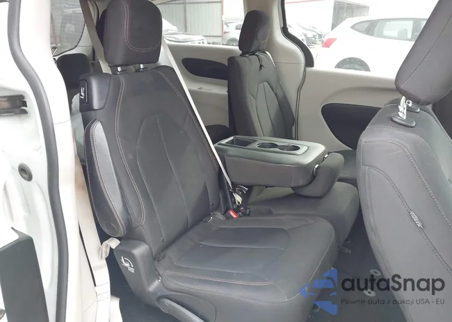 2C4RC1CG0JR169214: 38972856