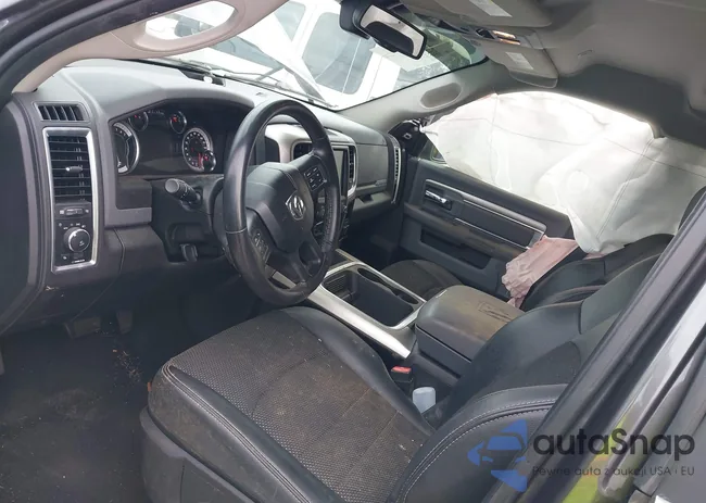 1C6RR6LT4JS161129: 38978820