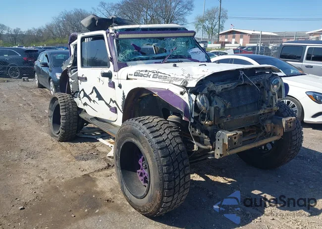 1C4BJWDG4GL139136: 38985215