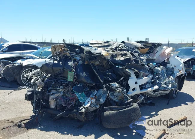 1N4AA5AP7BC828550: 38989493