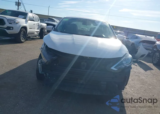 3N1AB7AP0KY352803: 38994981