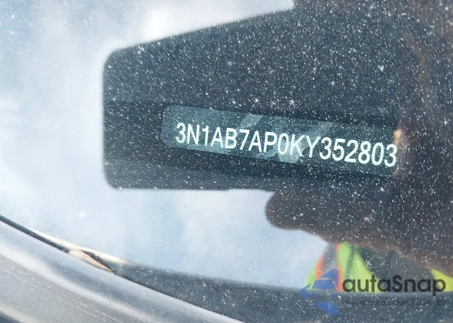 3N1AB7AP0KY352803: 38994981
