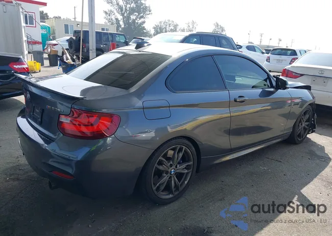 WBA1J7C54EVW84351: 38997526