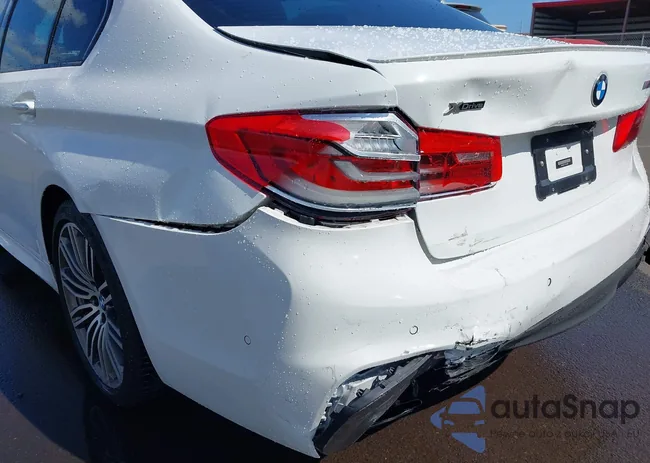 WBAJB9C51JG463894: 39002635