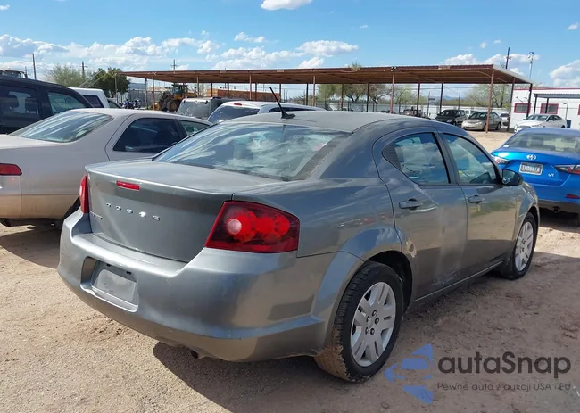 1C3CDZAB9DN752900: 39003756