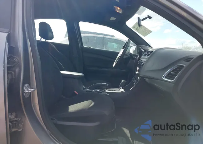 1C3CDZAB9DN752900: 39003756