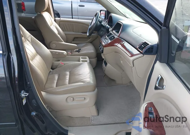 5FNRL38708B010879: 39003532