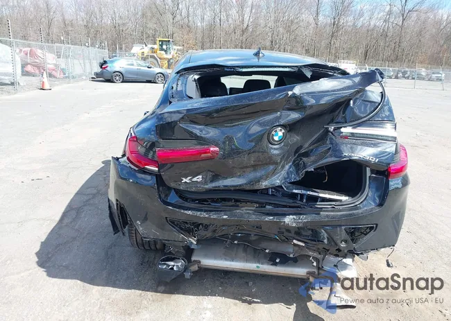 5UX33DT04P9S55505: 39006589