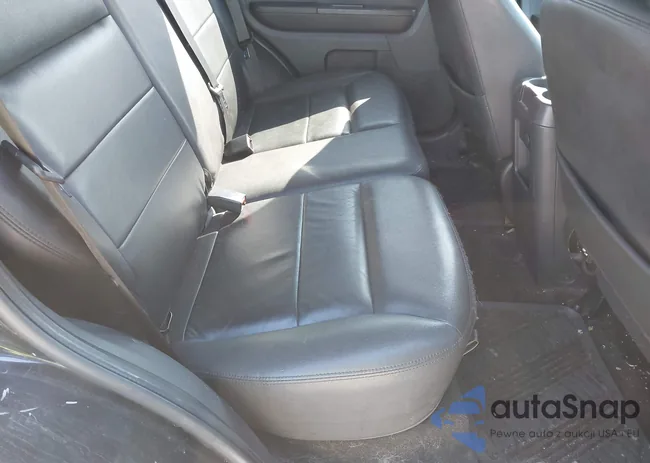 1FMCU94G99KA13078: 39032755