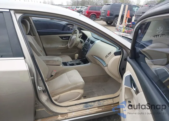 1N4AL3AP3DC273629: 39032353