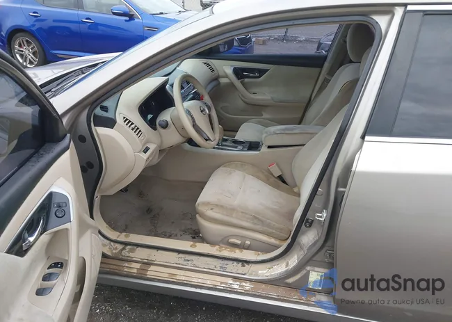 1N4AL3AP3DC273629: 39032353