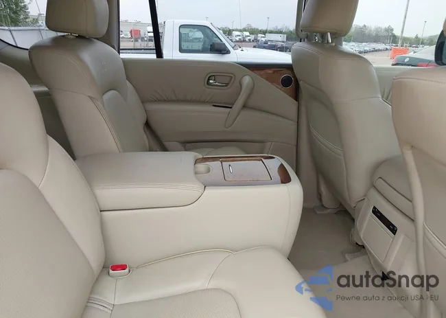 JN8AZ2NF1C9515192: 39032404