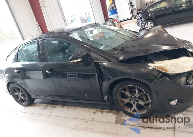 1FADP3F23EL353626: 39039362