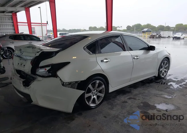 1N4AL3AP2HC122481: 39041627