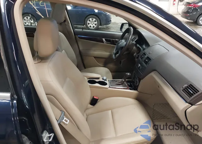 WDDGF8BB8BR163199: 39046216