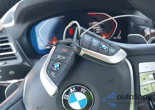 5UX43DP07P9R83575: 39047835