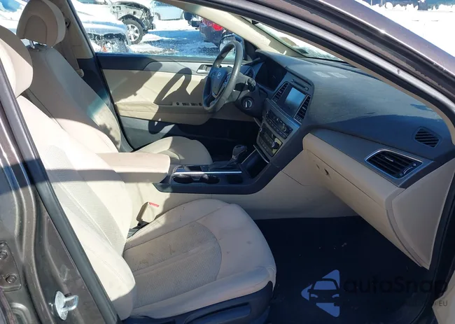 5NPE24AF5GH336220: 39051954