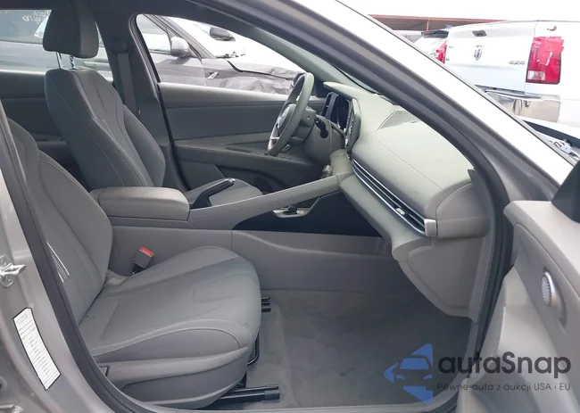 5NPLM4AG7MH043327: 39074527