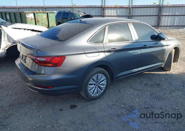 3VWN57BU6KM251439: 39077045