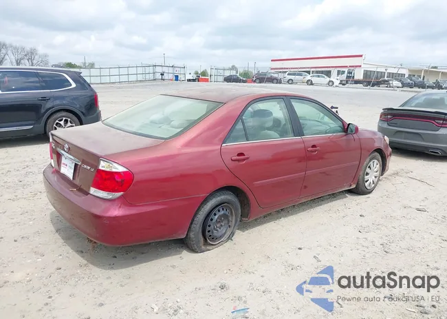 4T1BE32K35U081033: 39084793