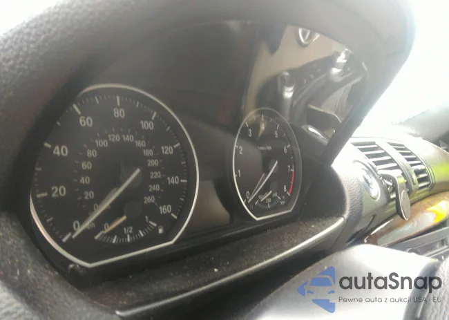 WBAUC9C5XCVM11883: 39095175