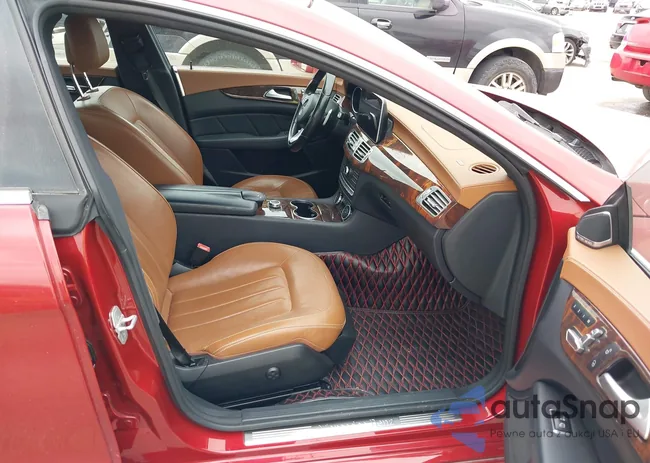 WDDLJ6FB2GA160705: 39096310