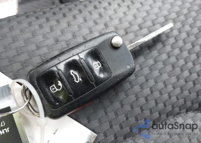 1VWAT7A36EC065578: 39097708